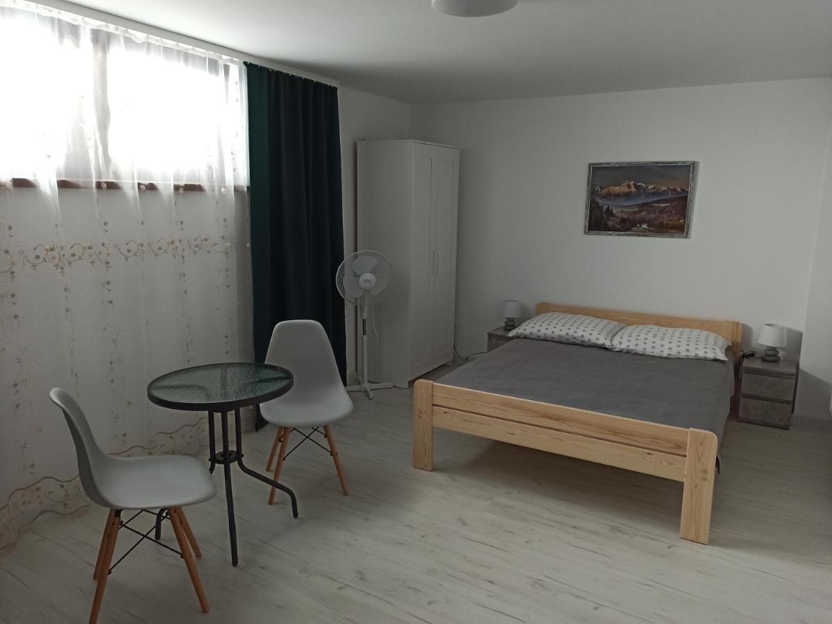 Pokoje U Ewy Piotrowice  Buitenkant foto